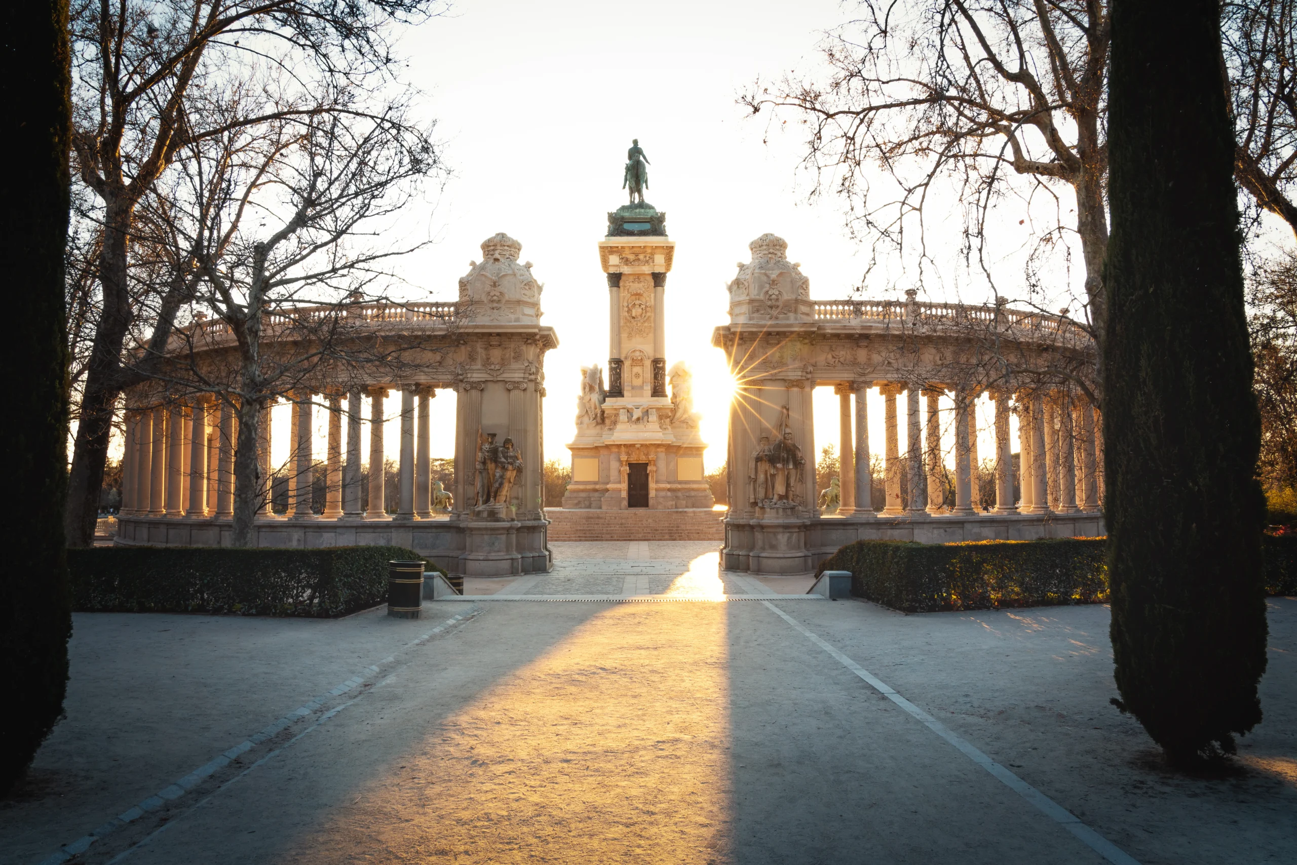 king-alfonso-xii-monument-at-el-retiro-park-madr-2023-11-27-05-15-59-utc